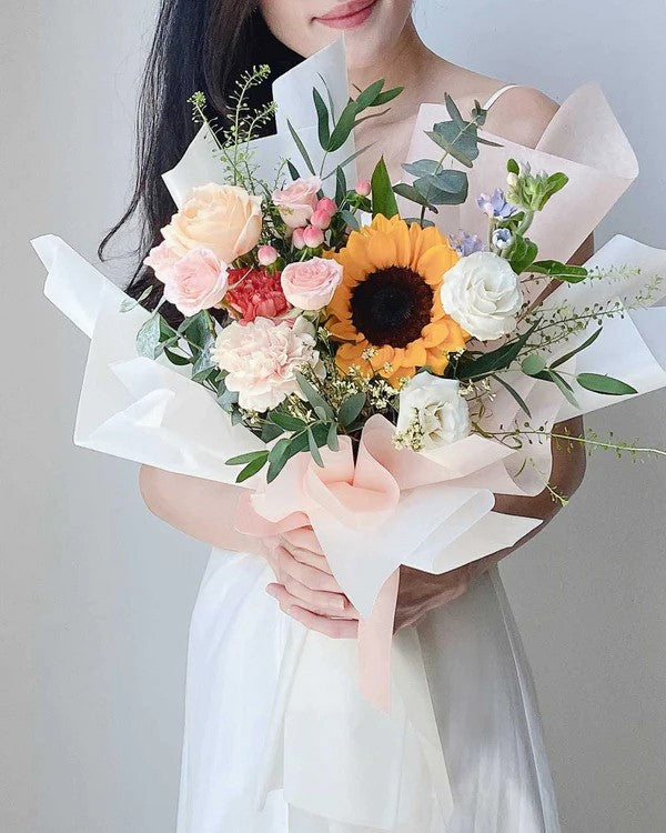 Bright Smile Bouquet